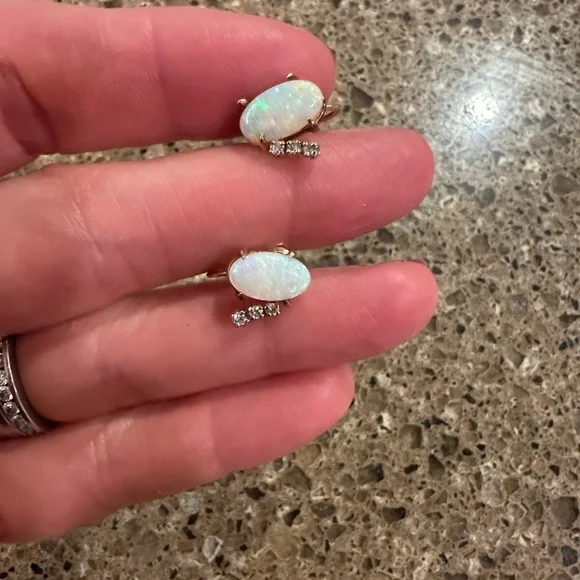 Antique 14k Gold and Opal Earrings - Picture 3 of 4